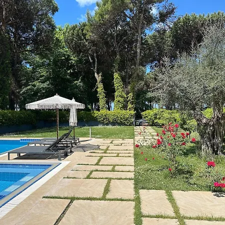 빌라 Perfect Setting For A Relaxing By The Albanian Coast